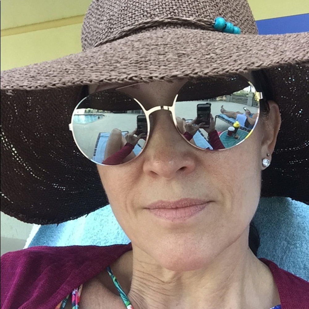 Meet your Posher, Margi